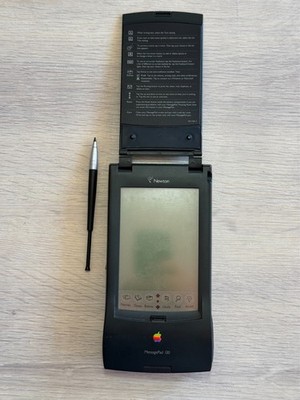 Apple Newton MessagePad 130 Vintage PDA w/Stylus Nice Condition