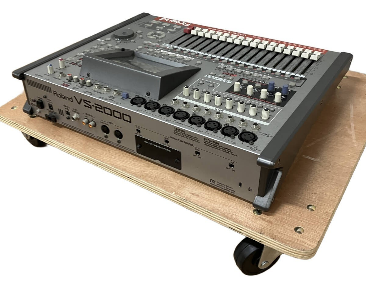 Roland VS-2000CD （本体のみ） Roland VS-2000CD Digital Studio Workstation 24/16-bit capable 20tr