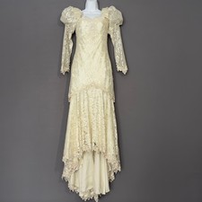 VINTAGE Never Worn Full Lace Long Sleeve Ivory Wedding Dress Gown  Size 8 M