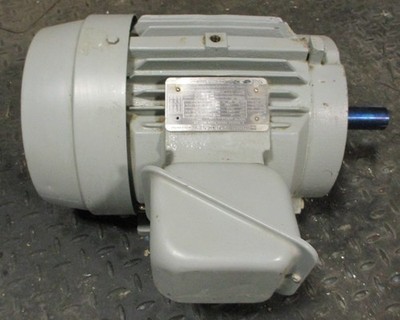 Toshiba B0056FGF2ZAR 3-Phase Induction Motor 5/3HP 1160/965RPM 1-7/16'' Shaft Dia
