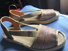 Toni Pons Etna Espadrille Sandal Metallic Rainbow sz 8.5  UE39 