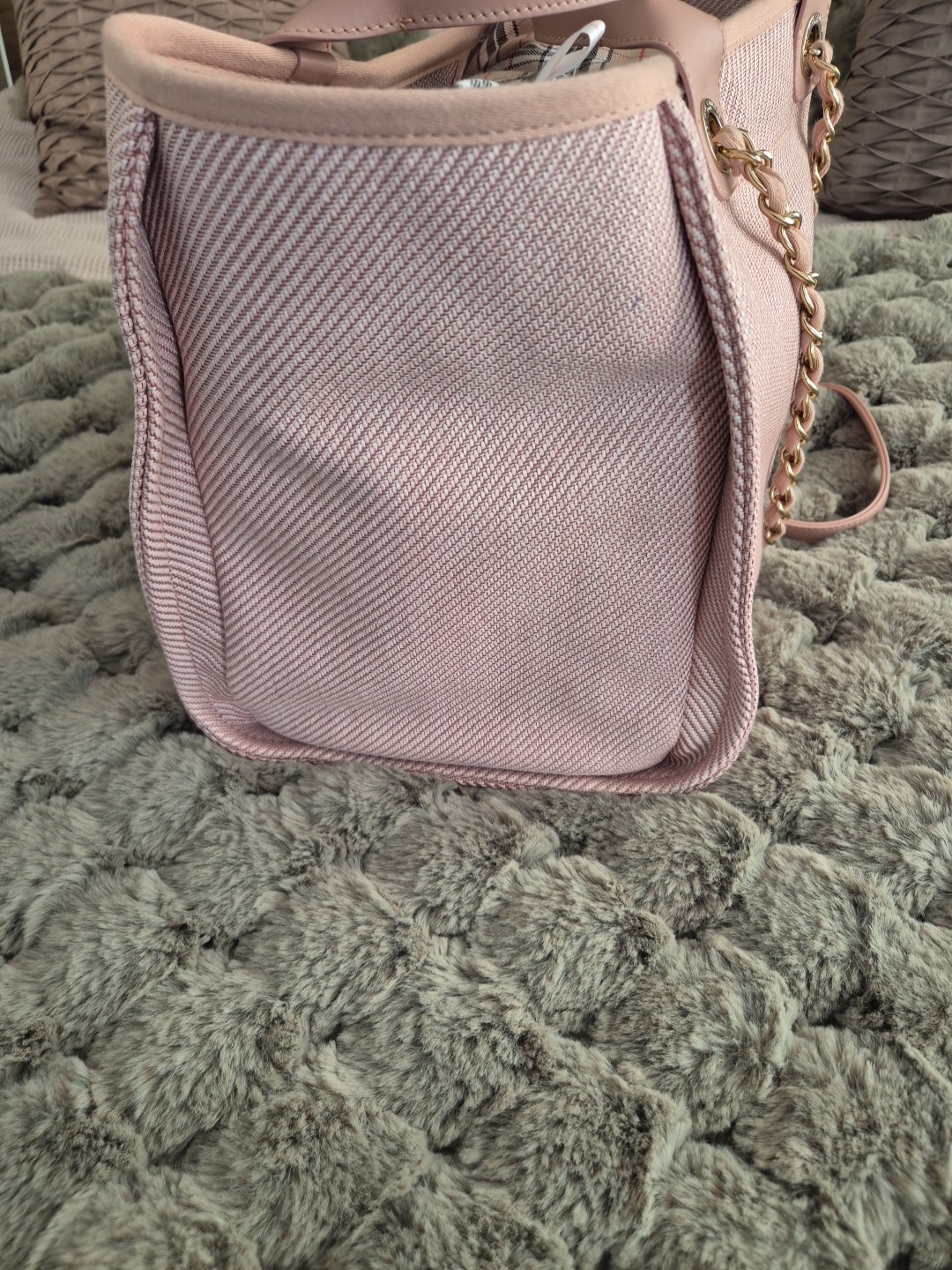 CHANEL Deauville Tote Pink image 8