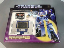 Hasbro Transformers Vintage G1 Exclusive Decepticon Soundwave w Buzzsaw Reissue