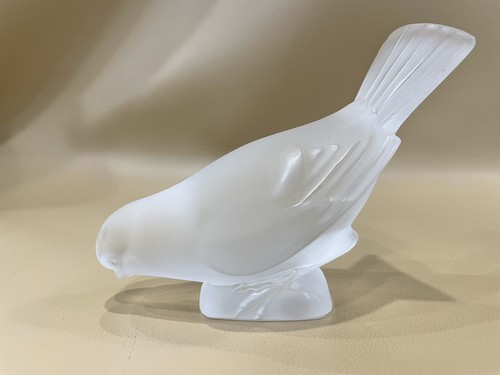 Vintage Lot Of 2 Lalique Frosted Glass Birds Sparrow Signed - Picture 3 of 10