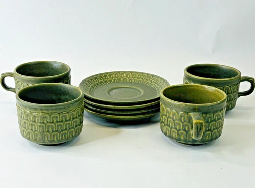 8 pc Vintage Cambrian Green Wedgewood Stoneware 4 Cups 4 Saucers England
