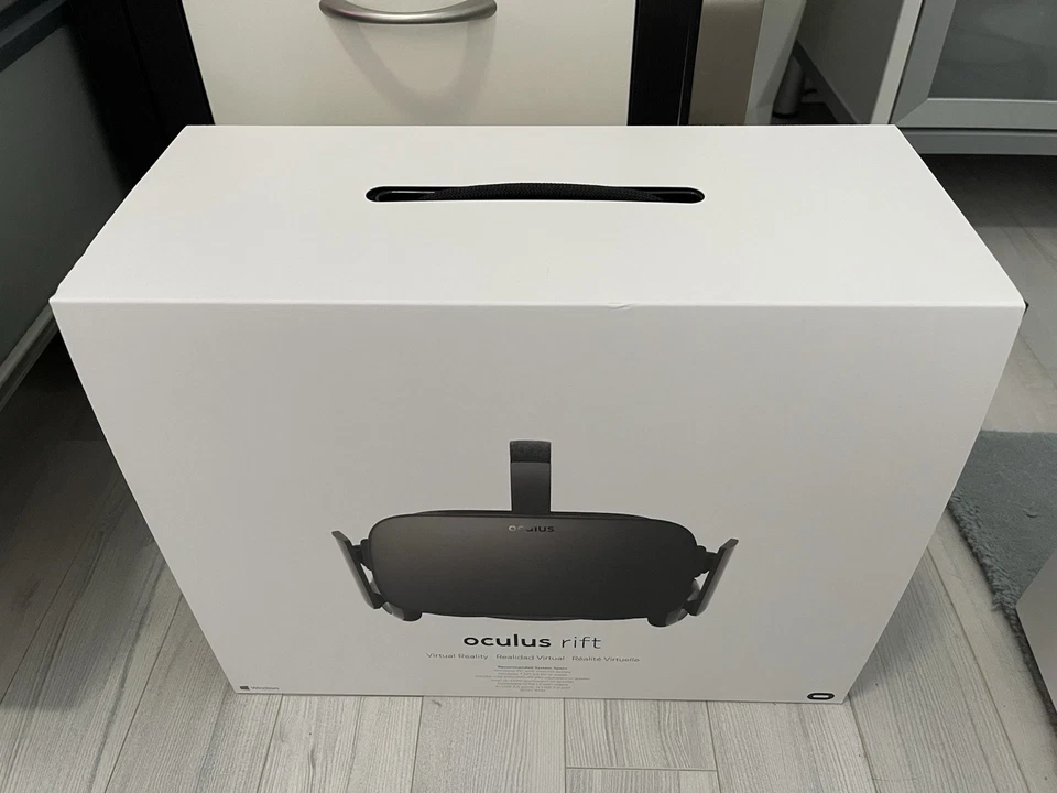 Meta Oculus Rift CV1 Virtual Reality Headset with 3 Sensors & 16ft USB Cable - Image 4 of 4