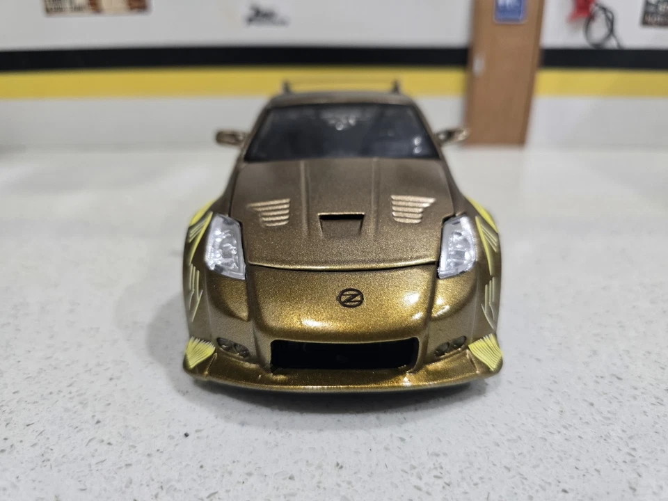 Fast & Furious Tokio Drift 1:24 Scale Morimoto's Nissan 350Z Custom - Image 4 of 4