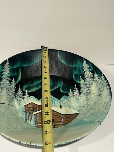 Vintage Judy Hartman Alaska Northern Lights Cabin Oil Painted Gold Pan Signed - Picture 8 of 10