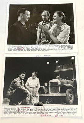 Vtg 1990 Set Of 2 Press Photos Broadway Play Grapes Of Wrath 8x10's