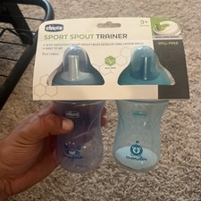 2 Pack Chicco Sport Spout Trainer Blue and Teal Cups 9 oz, 9 Months New
