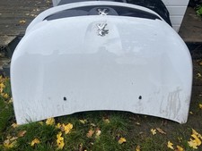 2008 Peugeot Bonnet 