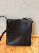 Borsa a tracolla Coach vintage in pelle nera tracolla messenger classica
