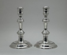 FINE ENGLISH COLONIAL STYLE STERLING SILVER CANDLESTICKS 7.5&rdquo; Tall