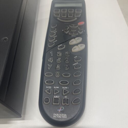 Raddoppiatore di linea Faroudja LD200 con immagine più telecomando multifunzione Faroudia. - Foto 2 di 13
