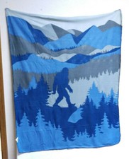 Bigfoot Fleece Lodge Throw blanket 60x50 inch New Unused Soft Warm Blanket
