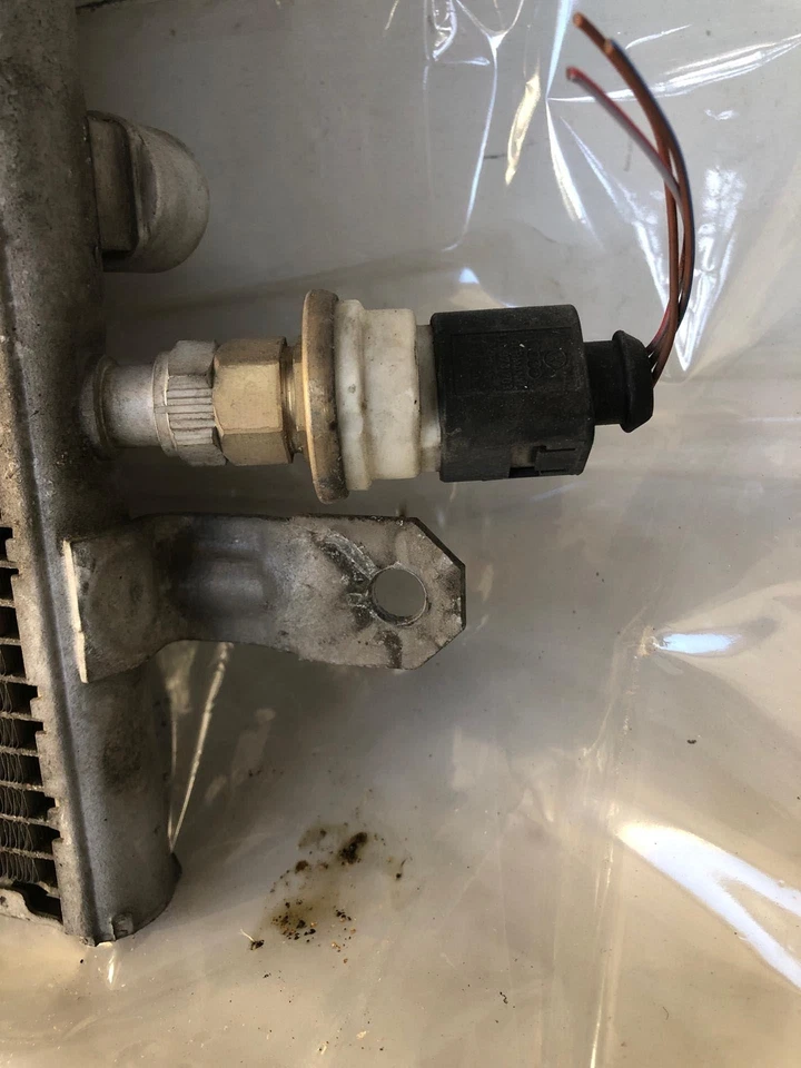 Audi A6 Avant Quattro 2006 aire acondicionado aire acondicionado aire acondicionado condensador radiador OEM Foto 3 de 4