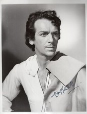 F-DOUGLAS FAIRBANKS JR. Autograph B & W Photo w/coa