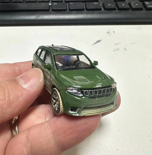 JKM 1:64 Jeep Grand Cherokee Trackhawk Diecast Metal Model Car New - Picture 5 of 18