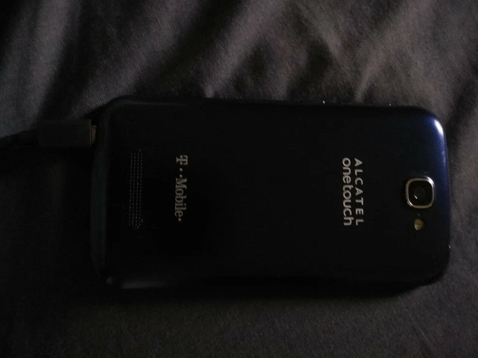 Teléfono Alcatel One Touch Fierce 2 Foto 4 de 4