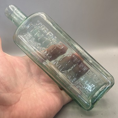 SCHÖNE VIKTORIANISCHE HEILMITTELFLASCHE GEPRÄGT CLARKES WELTBERÜHMTE BLUTMISCHUNG LINCOLN