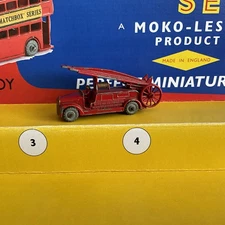 Matchbox Lesney No.9a Dennis Fire Escape