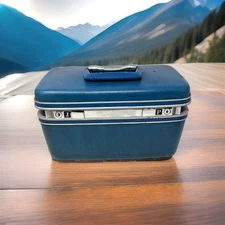 Vintage Samsonite Silhouette Suitcase Aqua/Blue Train Case Vanity Makeup EUC