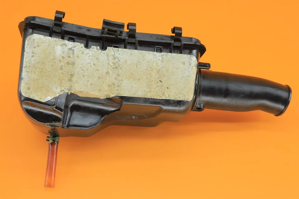 01-05 2003 Sportsman 400 OEM Air Cleaner Box Housing Cover Intake Tube Airbox - Image 3 of 4