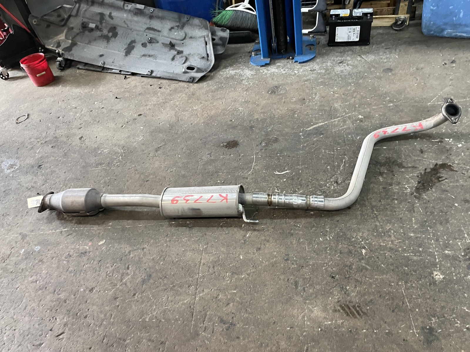 Center Exhaust Pipe w/ Resonator 2020 Kia Soul 2021 2022 eBay