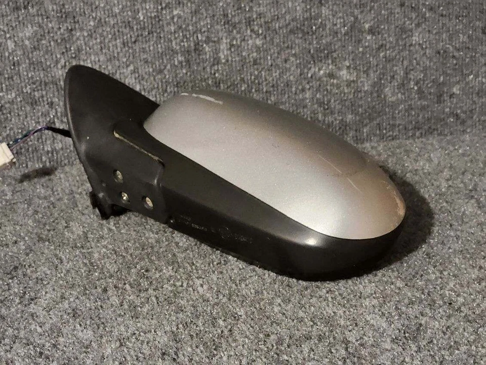 OEM 2002-2004 INFINITI I35 LEFT DRIVER SIDE VIEW MIRROR SILVER/GRAY - Image 4 of 4