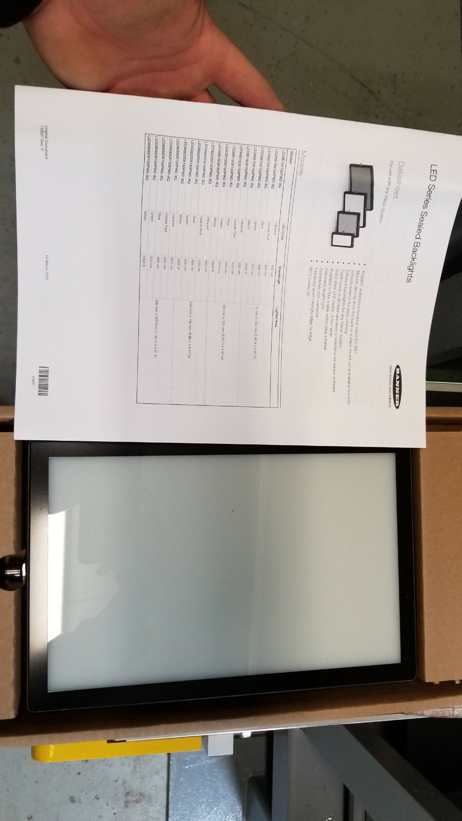 Banner, LEDWB225X150PW2-XQ, LED Series Sealed Backlight, 225mm x 150mm, NIB!
