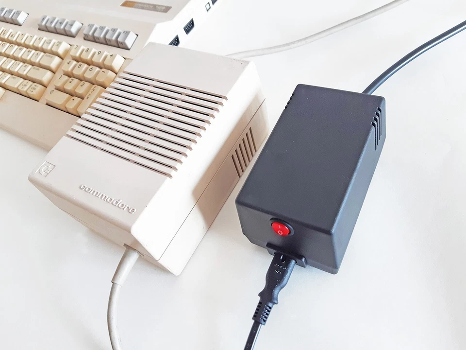 C128 PSU Neues Ersatz-Netzteil für Commodore 128 C128 (EU-Stecker) - Bild 4 von 4