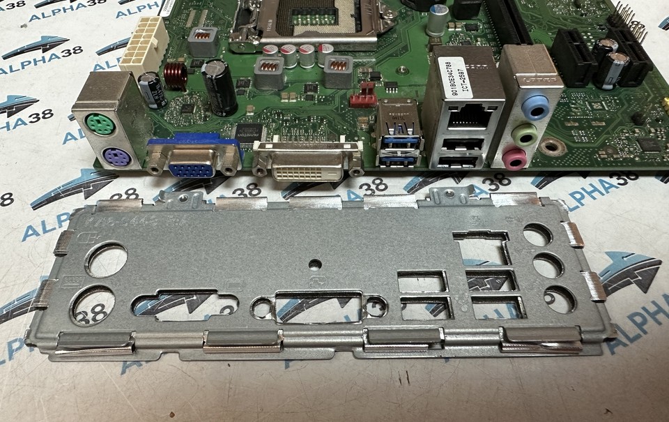 Carte Mère Fujitsu Esprimo P420 - Socket 1150, DDR3, USB 3.0, Modèle D3230-A11, Occasion