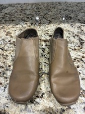 StylePlus Women s Jazz/Dance Leather Shoes Tan Size 8