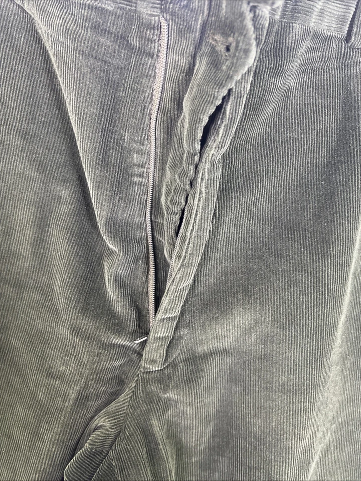 Pantalones de pana vintage Burberry London de algodón verde para hombre, talla 38R Foto 3 de 4