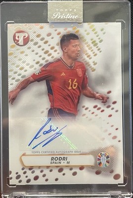 2023 Topps Pristine Road to UEFA Euro 2024 Rodri Pristine Autograph #PA-RO