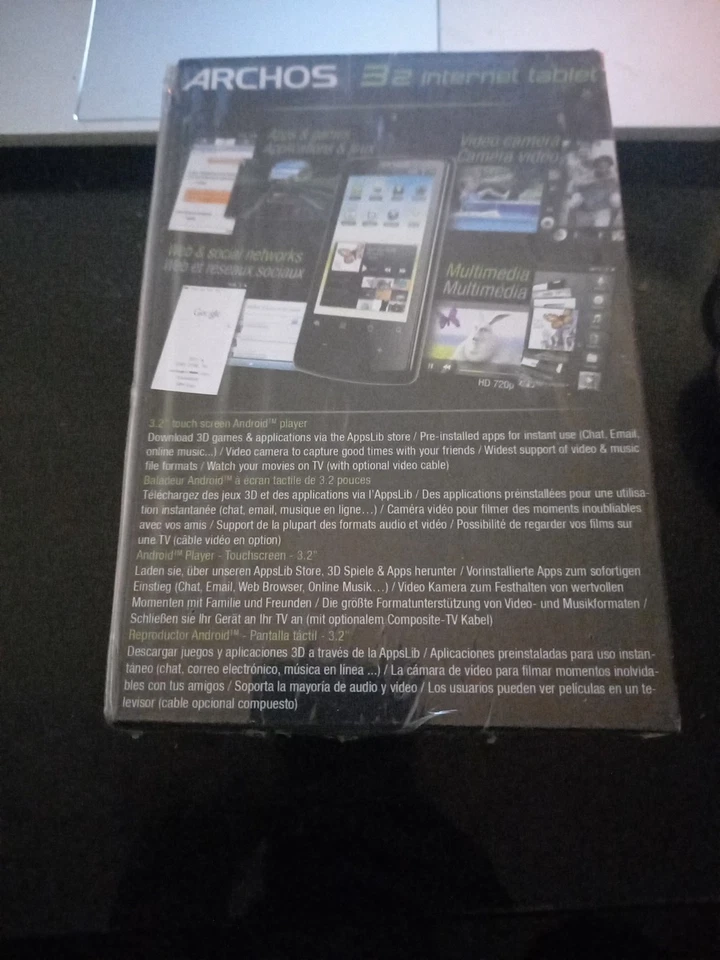Archos 32 Internet Tablet 4GB - 3.2-in Display (501696) - Image 2 of 2