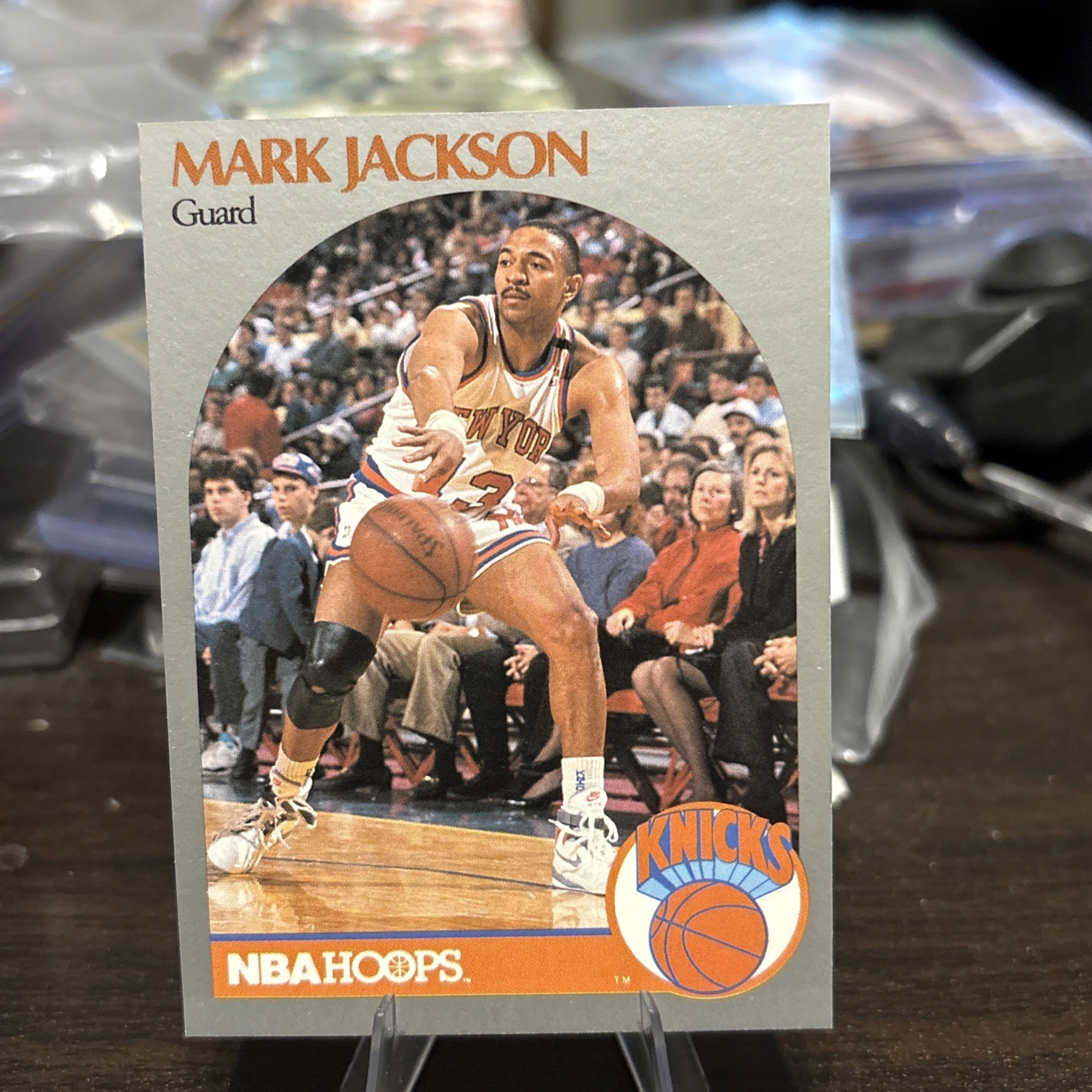 1990 NBA Hoops #205, MARK JACKSON, New York Knicks, w/ Menendez Brothers