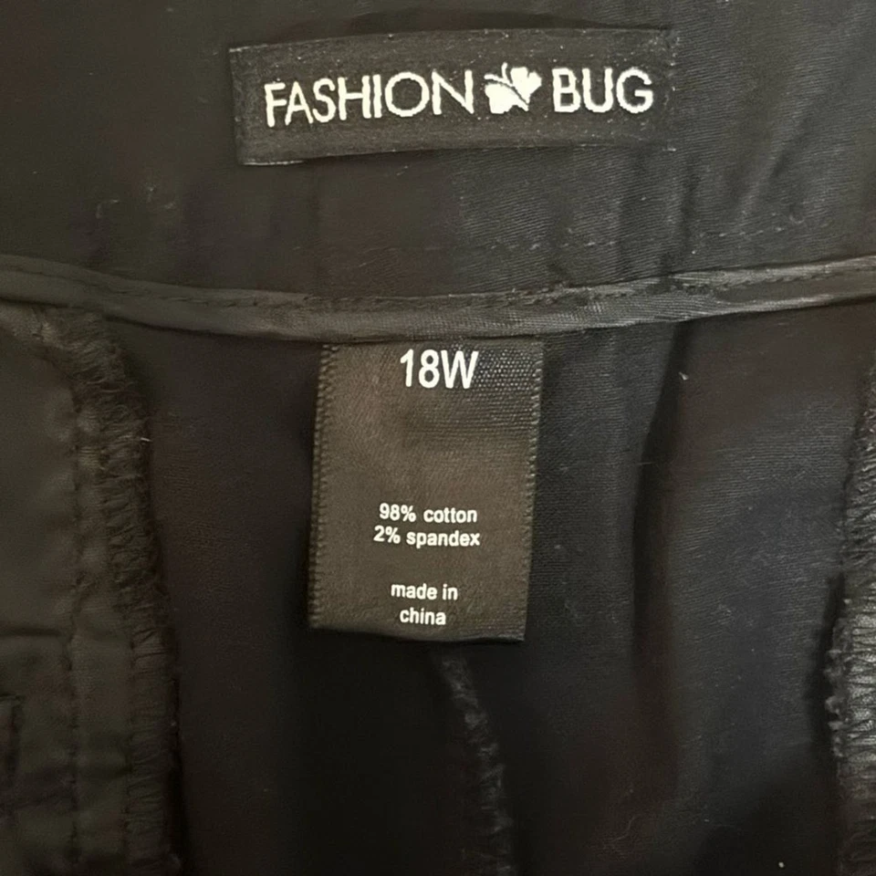 Pantalones Cortos Bermudas Negros Fashion Bug Diseño Elegante - Talla 18W Foto 2 de 4