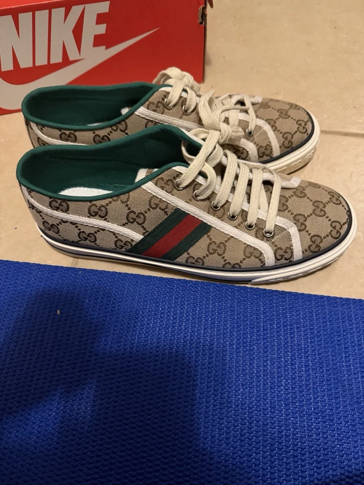 Tenis Gucci 1977 de caña baja para hombre talla 9 hechas en Italia Foto 4 de 4