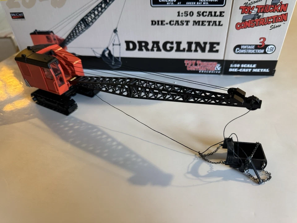 SpecCast 1:50 scale North West  25-D Crawler Dragline  w/Box - Image 3 of 4