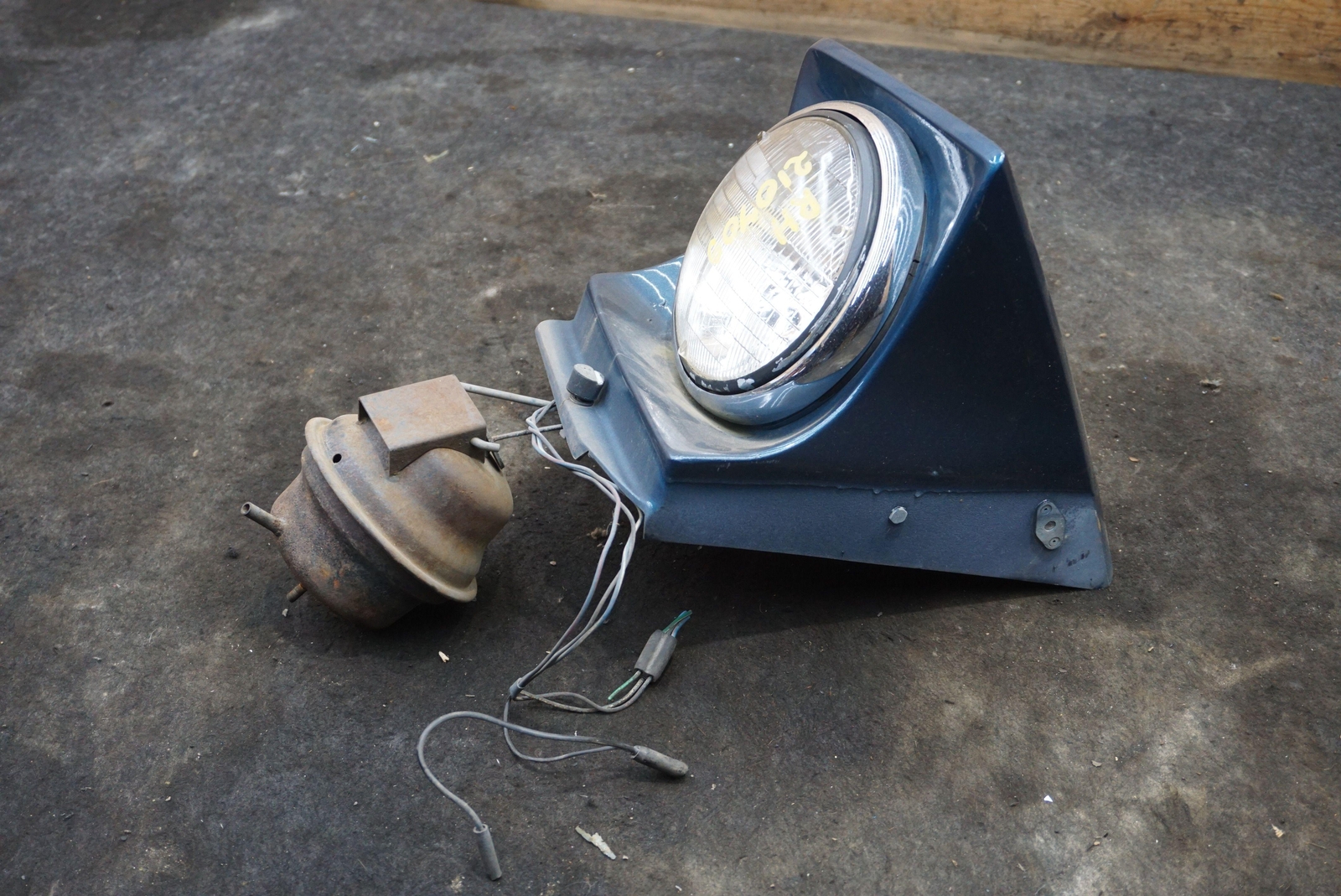 Right Side Pop-up Headlight Lamp Assembly W/Spring OEM Lotus Elite Eclat 75-82