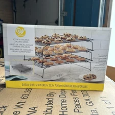 Wilton Ultra Bake Professional 3 Stacking Cooling Grid Black Racks 16 x 10 New