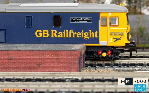 Hornby OO Gauge RailRoad Plus GB Railfreight Class 73 Bo-Bo 73109 New R30176TXS - Picture 4 of 10