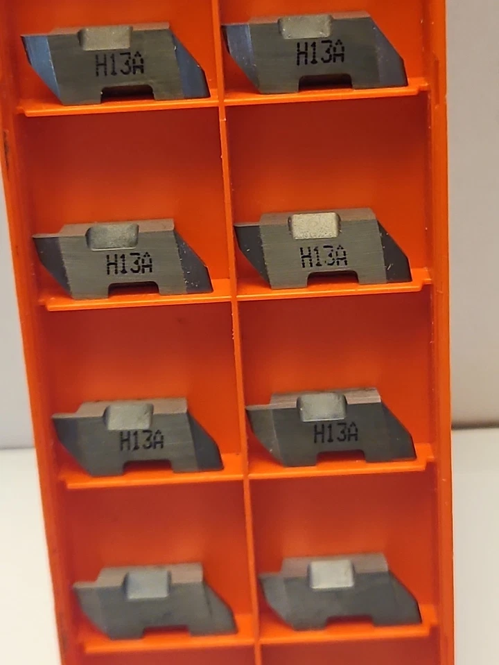 Sandvik  TLR3031R H13A, Carbide NEW OPEN BOX of 9 carbide insert LOT 381  - Image 4 of 4
