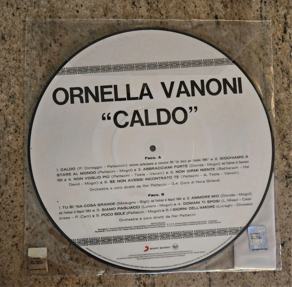 Ornella Vanoni Hot Vinyl LP Picture Disc Like New NM-EX Caldo - Image 2 of 4