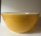 Pyrex Golden Yellow Citrus 1 1/2Qt Mixing Bowl # 402