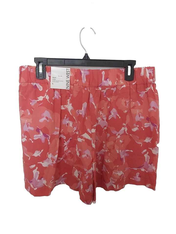 Women's Nine West Mid-Rise Pull-On  Coral Camo Floral Soft Shorts Size L  - Image 2 of 2