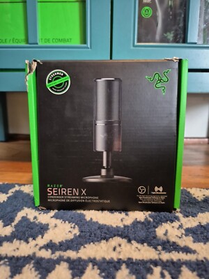 Razer Seiren X Black USB Streaming Microphone Built-In Shock Mount New Open Box