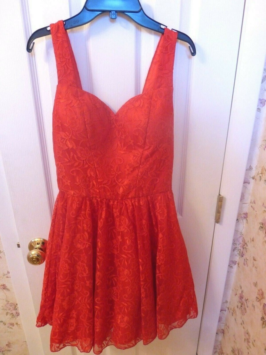 Chi Chi London Exquisite Elegance Lace Dress RED Size 4