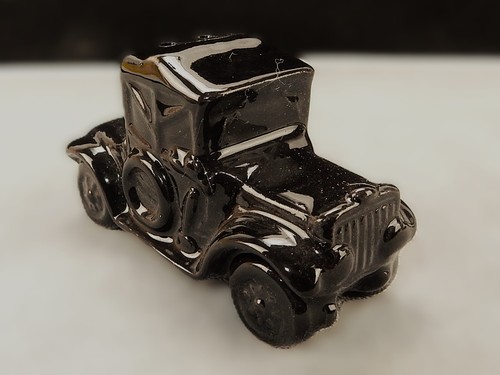 Antique Car Shaker Set, Sasparilla Deco Designs, New Old Stock, Vintage Kitchen - Picture 8 of 9